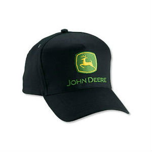 Кепка черная John Deere